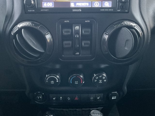 2017 Jeep Wrangler Unlimited Smoky Mountain