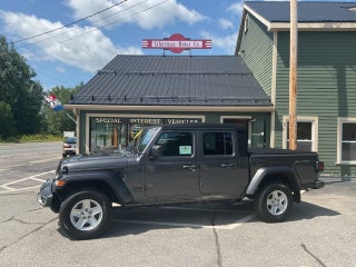 2022 Jeep Gladiator Sport S