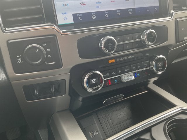 2022 Ford Super Duty F-250 SRW LARIAT