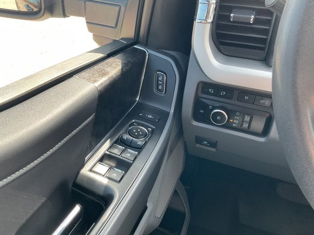 2023 Ford Super Duty F-250 SRW XLT