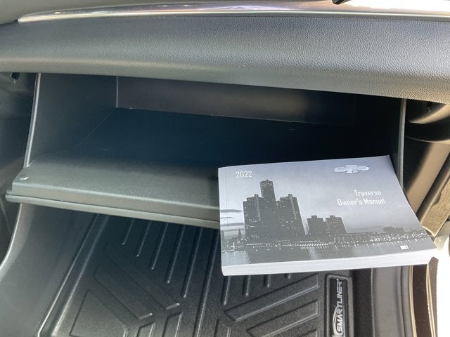 2022 Chevrolet Traverse LT Cloth