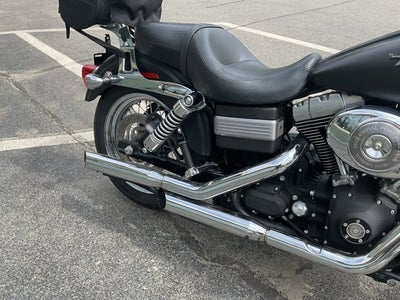 2006 Harley Davidson Dyna Street Bob Base