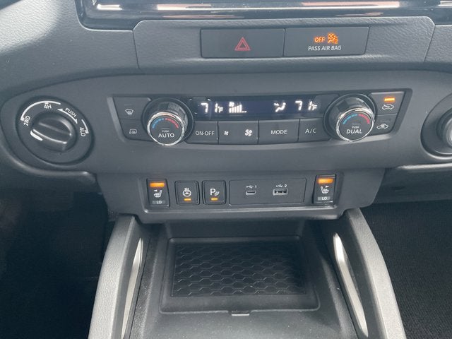 2023 Nissan Frontier SV