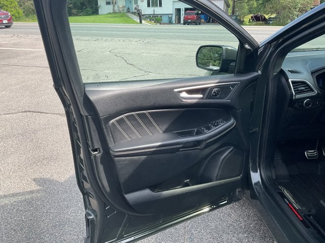 2024 Ford Edge ST