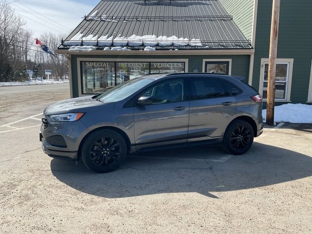 2022 Ford Edge SE