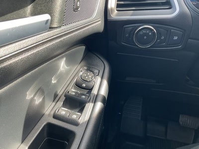 2022 Ford Edge SE