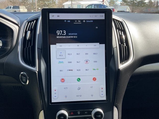 2022 Ford Edge SE