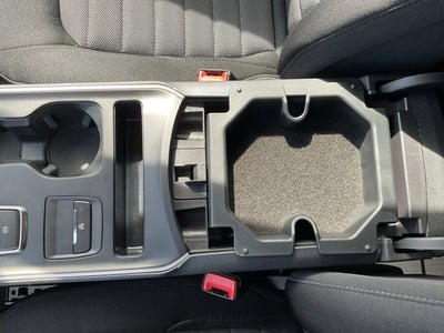 2022 Ford Edge SE