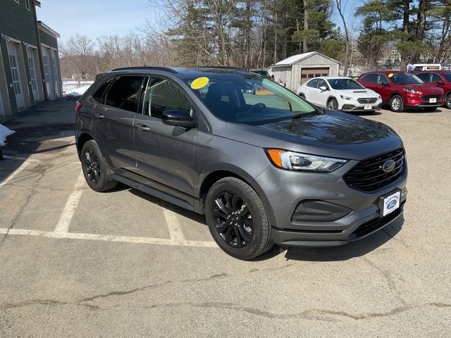 2022 Ford Edge SE