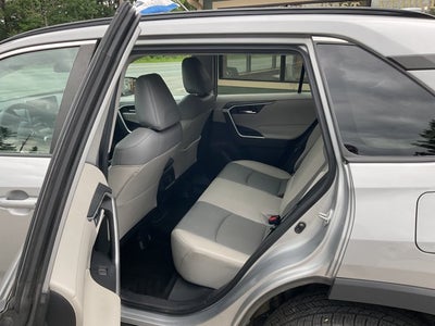 2021 Toyota RAV4 XLE Premium