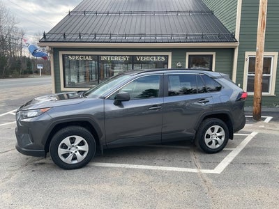 2020 Toyota RAV4 LE