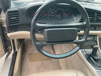 1986 Porsche 944 Base
