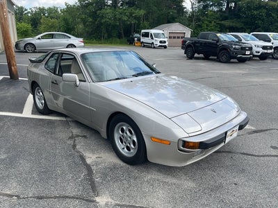 1986 Porsche 944 Base