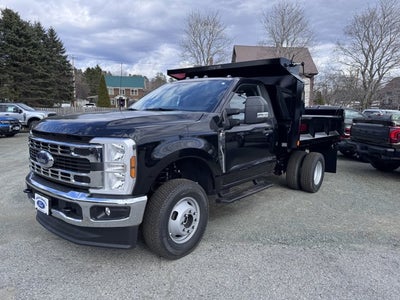 2025 Ford Chassis Cab F-350® XL