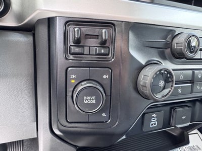 2025 Ford Chassis Cab F-350® XL