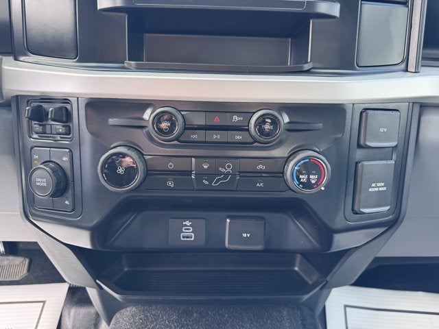 2025 Ford Chassis Cab F-350® XL