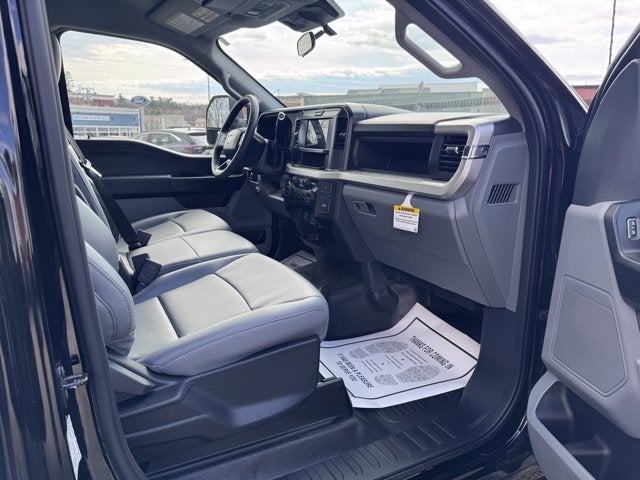 2025 Ford Chassis Cab F-350® XL