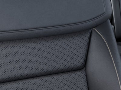 2027 Ford Super Duty F-350 SRW F-350® Lariat®