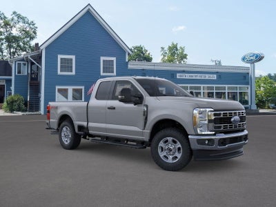 2026 Ford Super Duty F-350® XLT