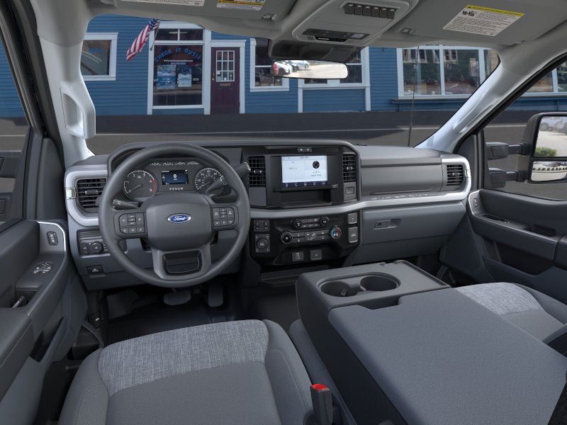 2025 Ford Super Duty F-250® XLT