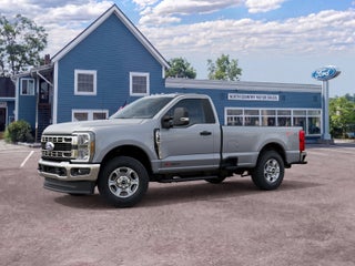 2027 Ford Super Duty F-350 SRW F-350® XLT